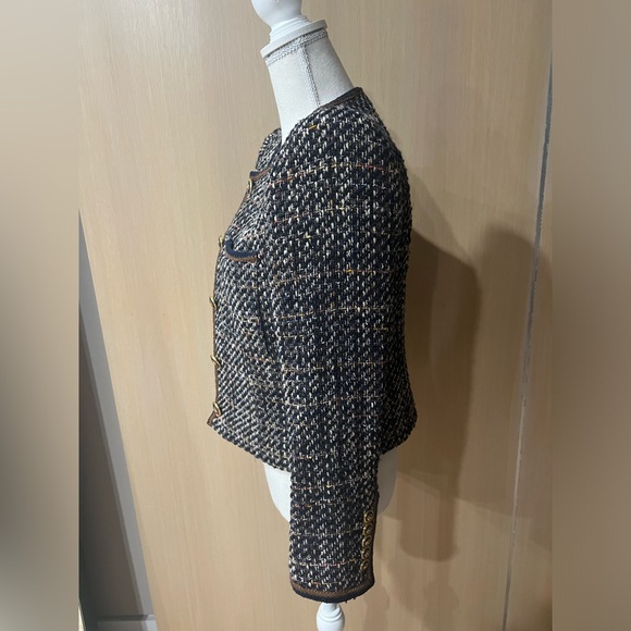 ♥️ SOLD♥️ VERONICA BEARD Lars button-embellished metallic tweed jacket - Picture 4 of 14